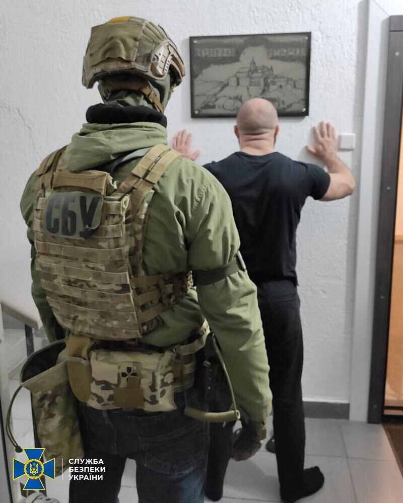 На Закарпатті СБУ затримала учасників злочинного угруповання, які підозрюються у скоєнні низки тяжких злочинів