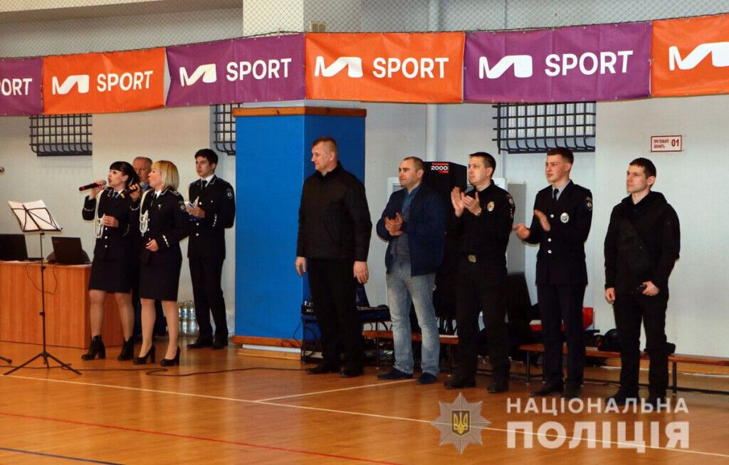 Вдалий старт і нові перемоги волейбольної команди поліцейських Донеччини
