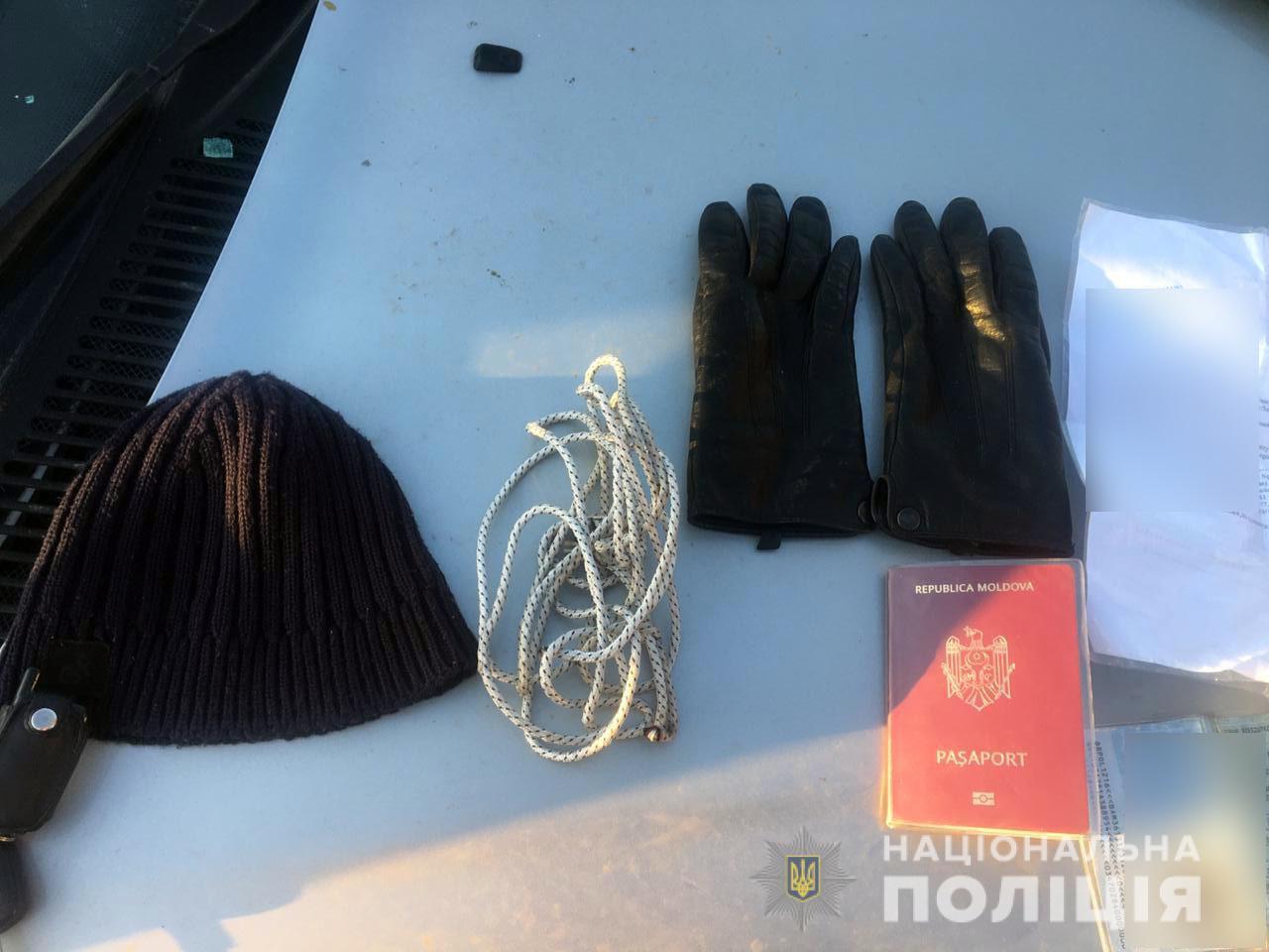 Оперативники Департаменту карного розшуку затримали групу розбійників і попередили напад на банк в Одесі