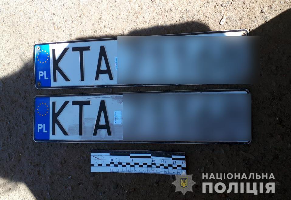 Оперативники Департаменту карного розшуку затримали групу розбійників і попередили напад на банк в Одесі