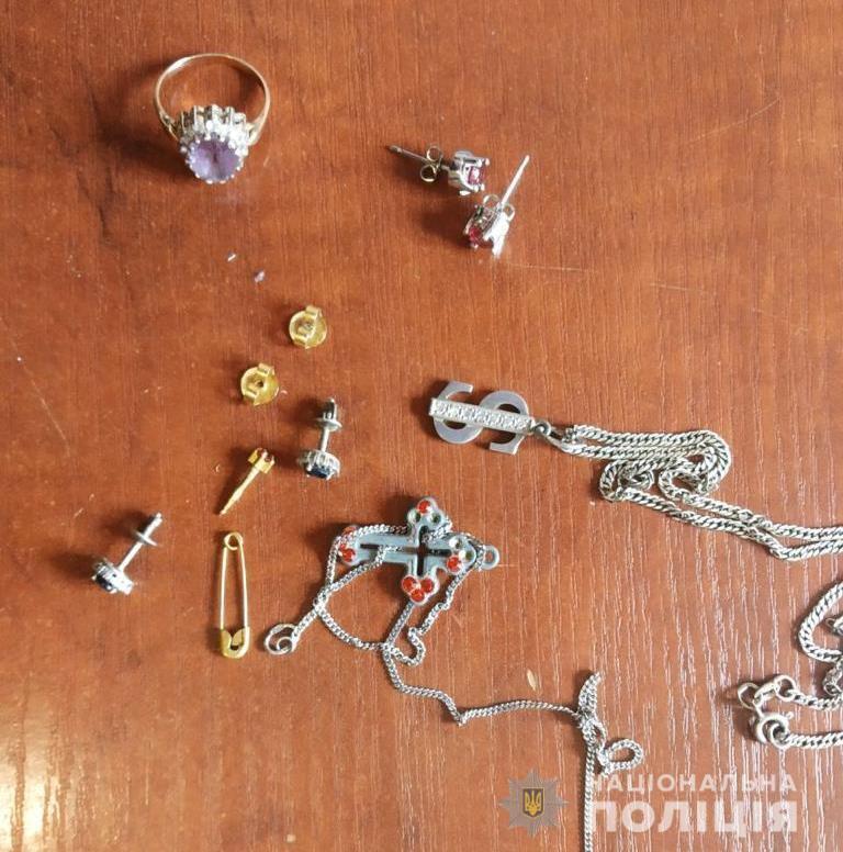 В Одесі правоохоронці затримали одесита за крадіжку з приватного будинку