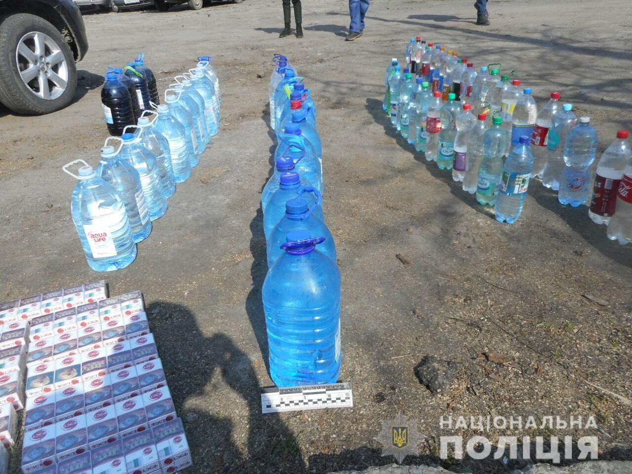 На Рівненщині поліцейські вилучили понад 250 літрів спирту, 1210 пляшок алкоголю та цигарки