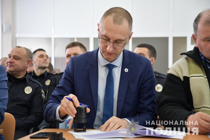 На Луганщині стартував проєкт «Поліцейський офіцер громади»