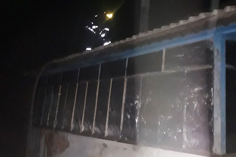На Хмельниччині минулої доби горіли автомобілі та житловий будинок