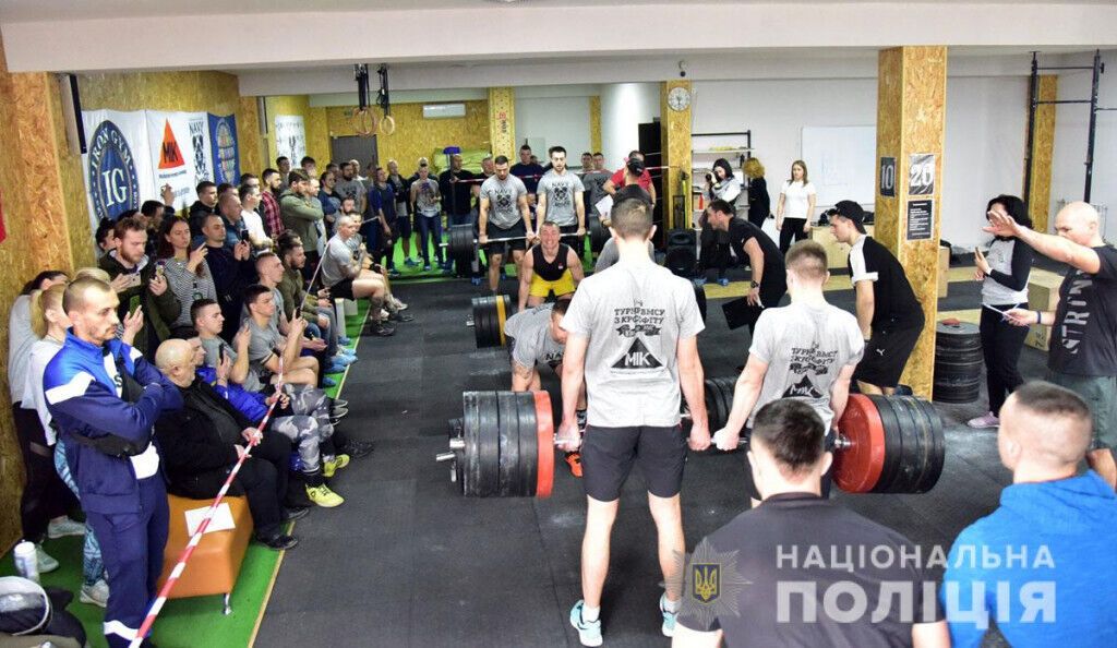 Поліцейські Донеччини взяли участь у турнірі з крос фіту серед представників силових структур «Звитяга ВМС-9» (ВІДЕО)