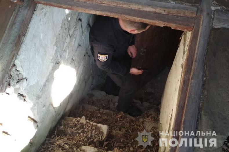 На Луганщині поліцейські продовжують розшук 19-річного хлопця