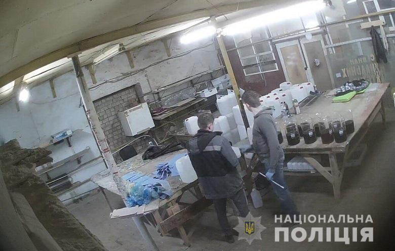 Столичні поліцейські провели масштабну спецоперацію для затримання групи наркоторговців: вилучено близько 300 кг наркотиків, - Андрій Крищенко