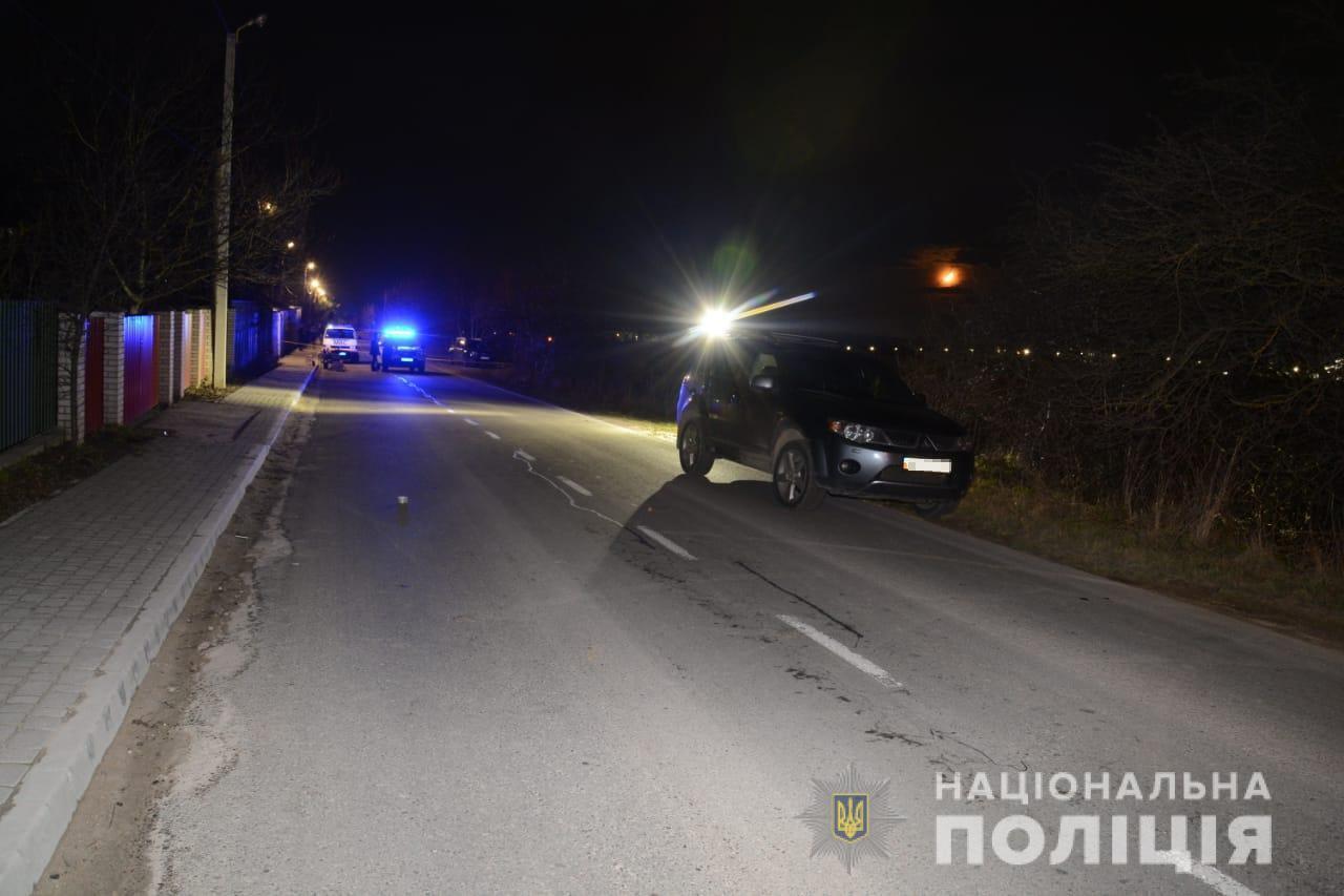 На Львівщині поліцейські розшукують зловмисника, підозрюваного у вбивстві та замаху на вбивство