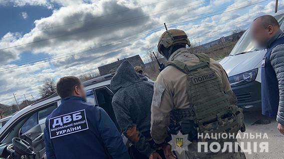 На Донеччині працівники внутрішньої безпеки поліції попередили замовне вбивство