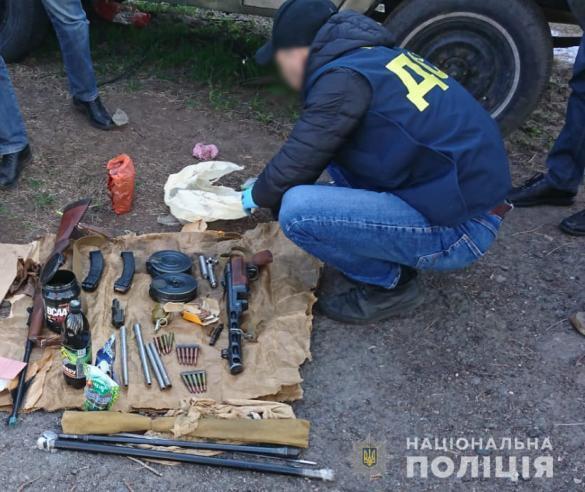У мешканця Черкас поліція вилучила арсенал зброї