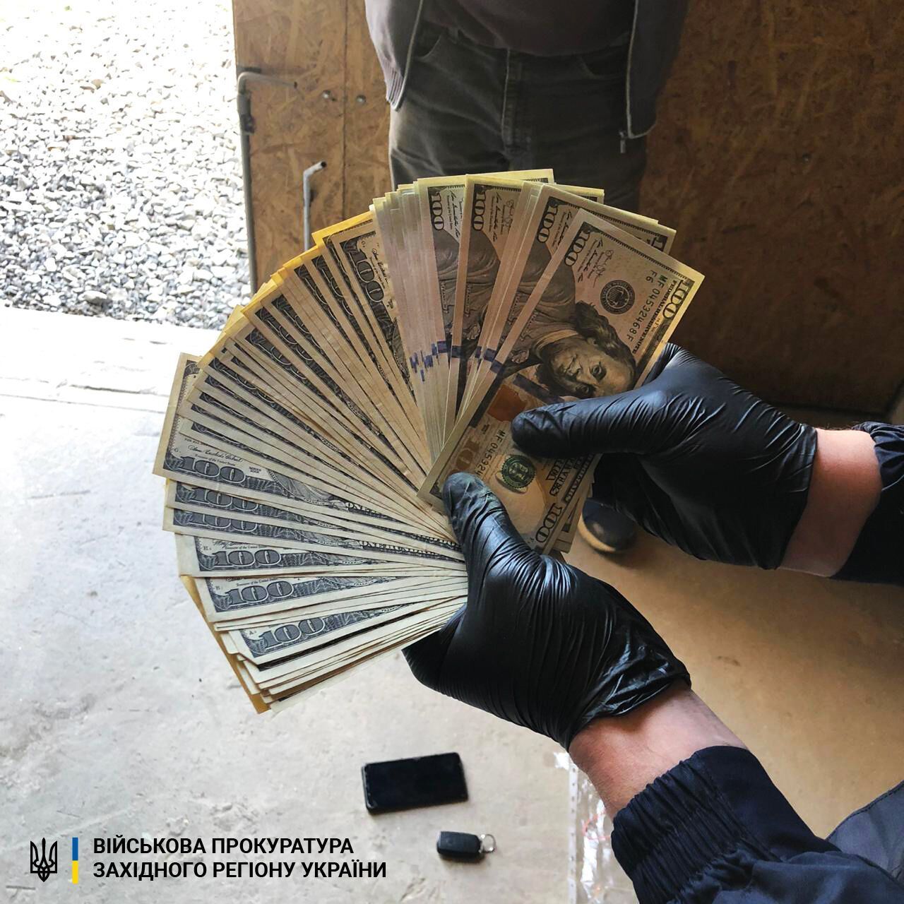 На Львівщині викрито посадовців військових частин на заволодінні комплектуючими до авіатехніки