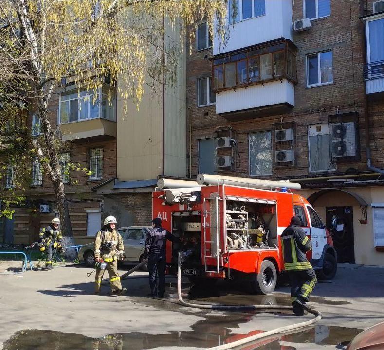 м. Київ: ліквідовано пожежу в житловому будинку