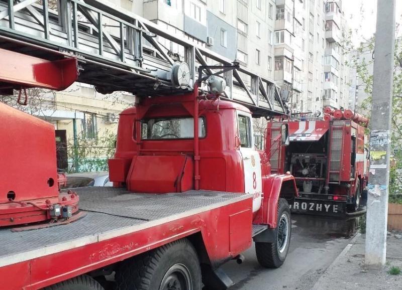 Запорізька область: вогнеборці під час пожежі врятували власника квартири
