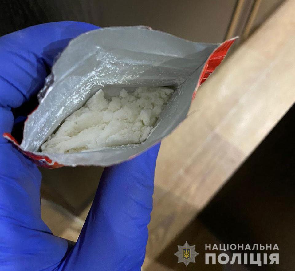 У Дніпрі поліцейські ліквідували нарколабораторію з виробництва метамфетаміну
