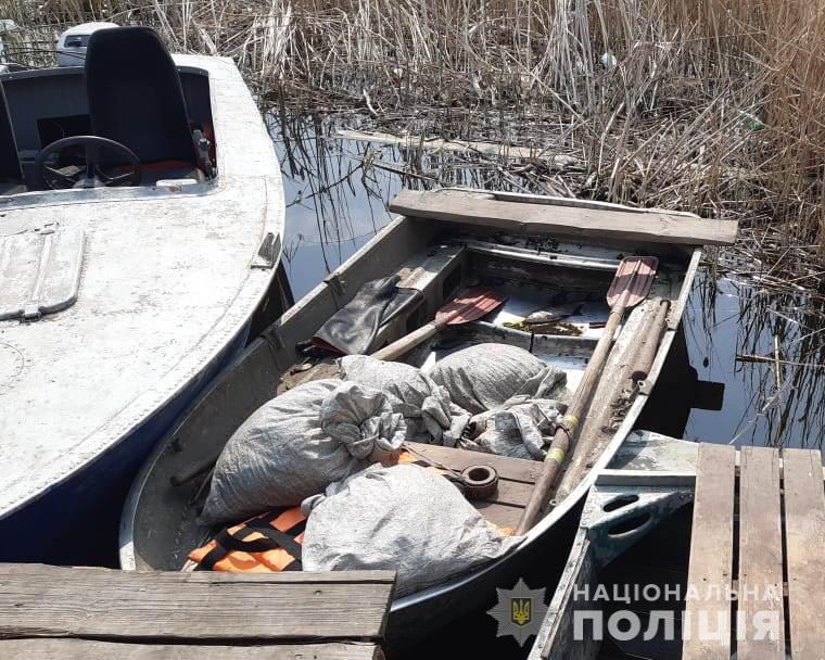 На Кіровоградщині поліцейські викрили місцевих мешканців у незаконному вилові риби