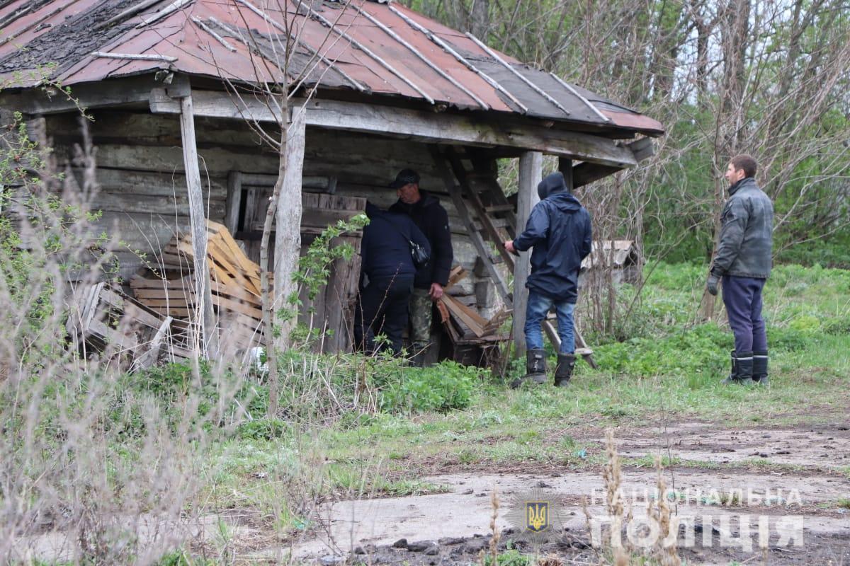 На Харківщині пів тисячі людей продовжують пошуки зниклої дівчинки