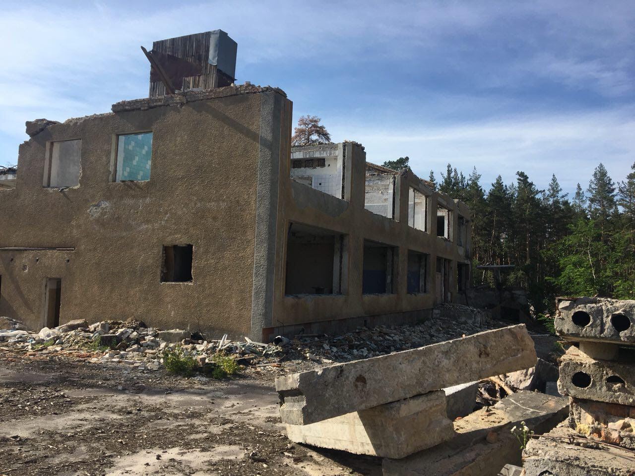 Повідомлено про підозру директору комерційної структури, який незаконно знищив санаторій під Києвом