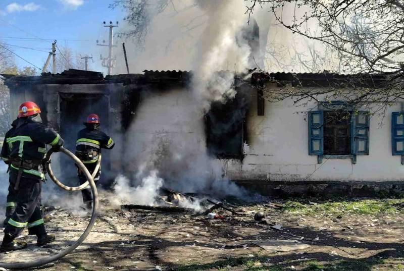 Дніпропетровська область: рятувальники ліквідували пожежу в житловому будинку