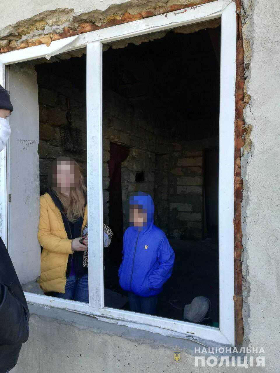 Одеські поліцейські опікуються долею трьох юних жителів Малиновського району