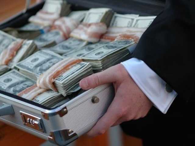 Під шумок “короновірусу” з Київського бюджету крадуть 670 мільйонів. Чия це афера і хто за нею стоїть