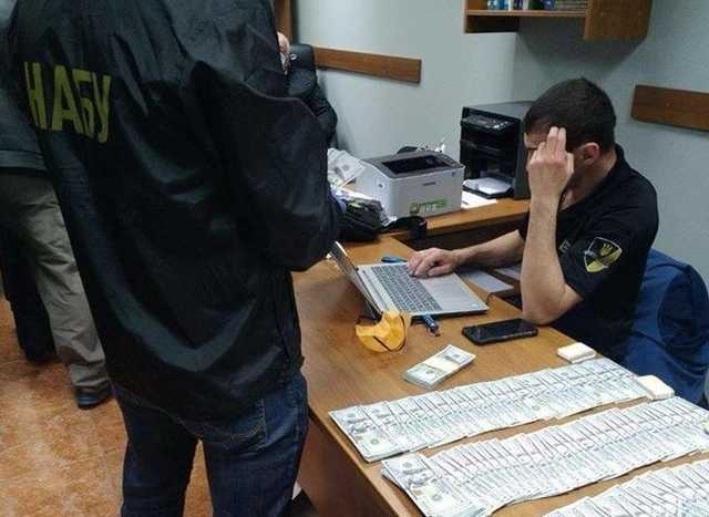 Начальник следственного управления налоговой милиции в Киевской области Чепель задержан на взятке в 50 тысяч долларов