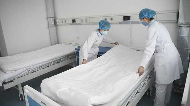 Во львовской больнице почти одновременно умерли муж и жена, у которых подозревали коронавирус