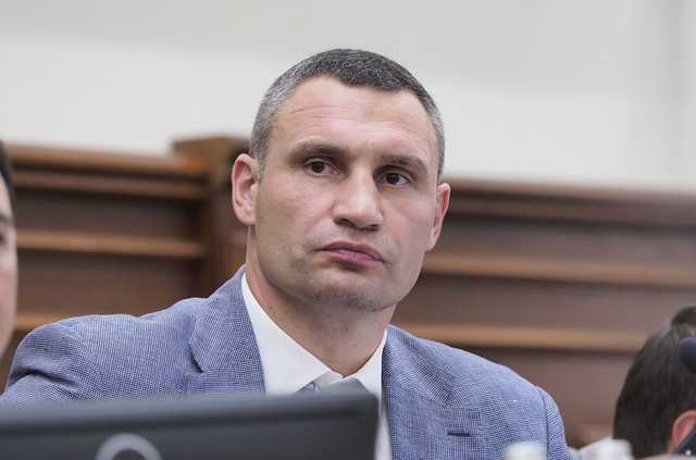 Кличко пообіцяв, що у Києві не буде комендантської години