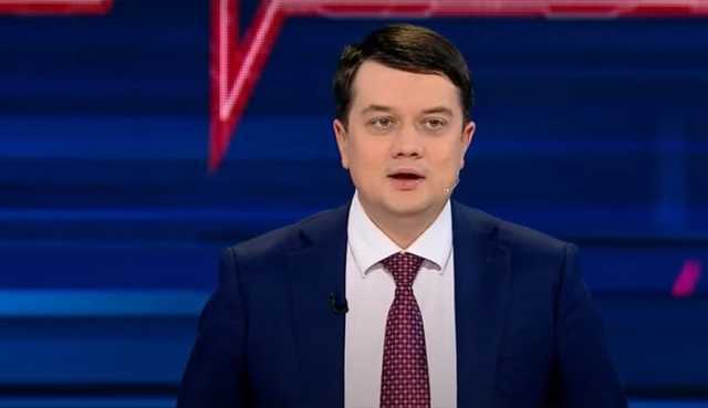 Разумков объяснил, почему Аваков остался в Кабмине