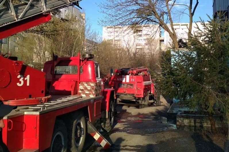 Дніпропетровська область: вогнеборці не дали розповсюдитись вогню