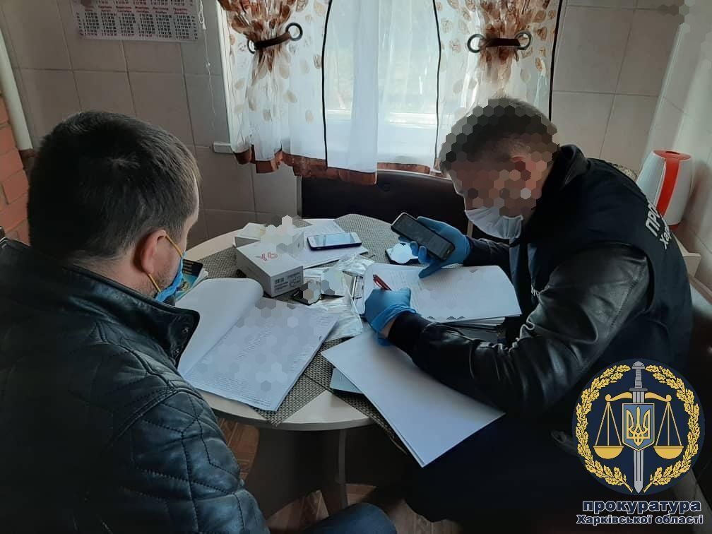 На Харківщині викрили групу «чорних лісорубів», до якої входили поліцейські