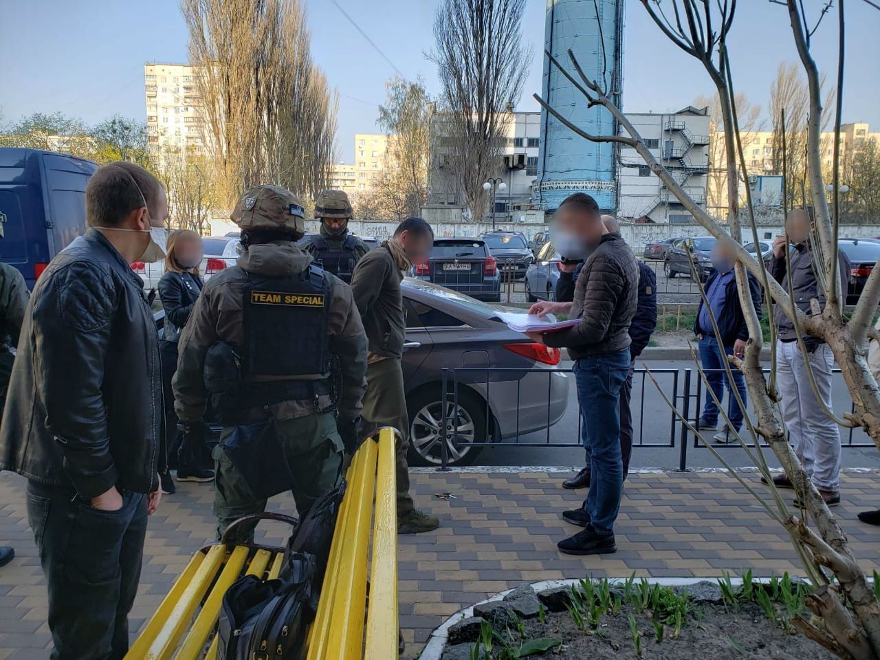 Правоохоронці викрили схему незаконного виготовлення та збуту наркотиків військовослужбовцям