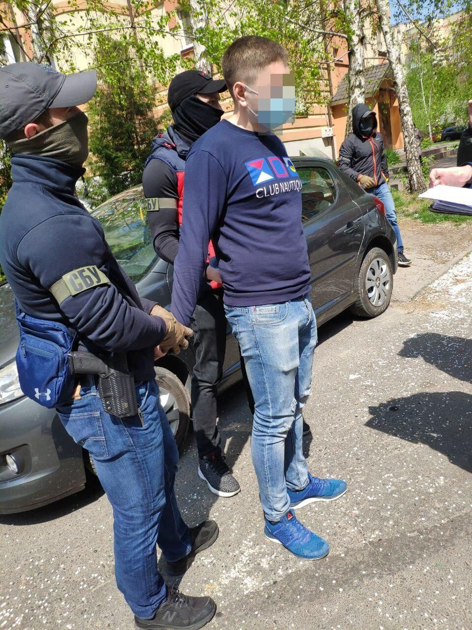 Правоохоронці викрили посадовця міськради Рівного на хабарі в 67,5 тис грн