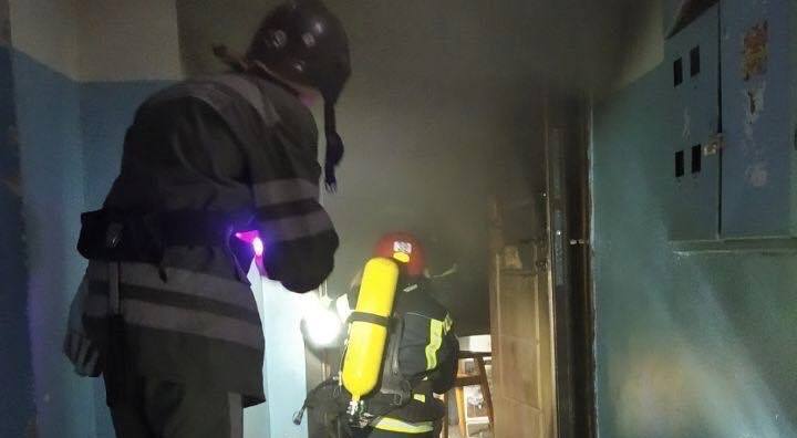 Одеська область: рятувальники ліквідували загорання у квартирі