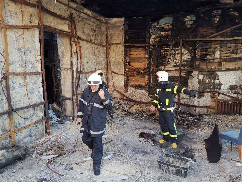 м. Одеса: ліквідовано загорання кабелів у будівлі