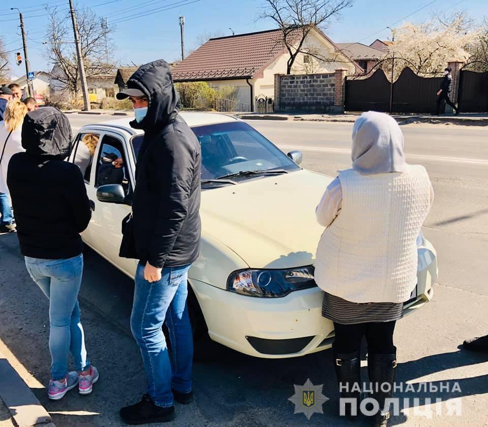Прикарпатські поліцейські затримали групу закарпатських крадіїв-гастролерів