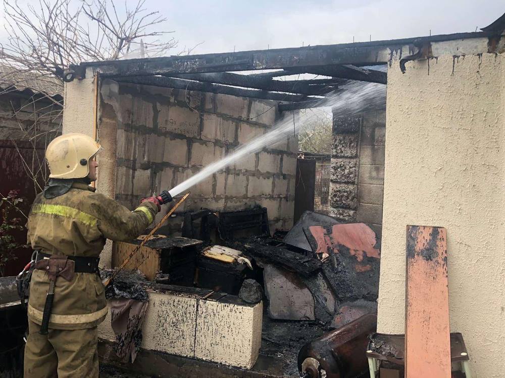 Одеса: рятувальники ліквідували пожежу у житловому будинку