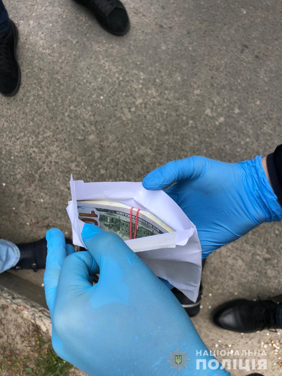 Правоохоронці Київщини затримали адвоката під час отримання ним неправомірної вигоди&nbsp;