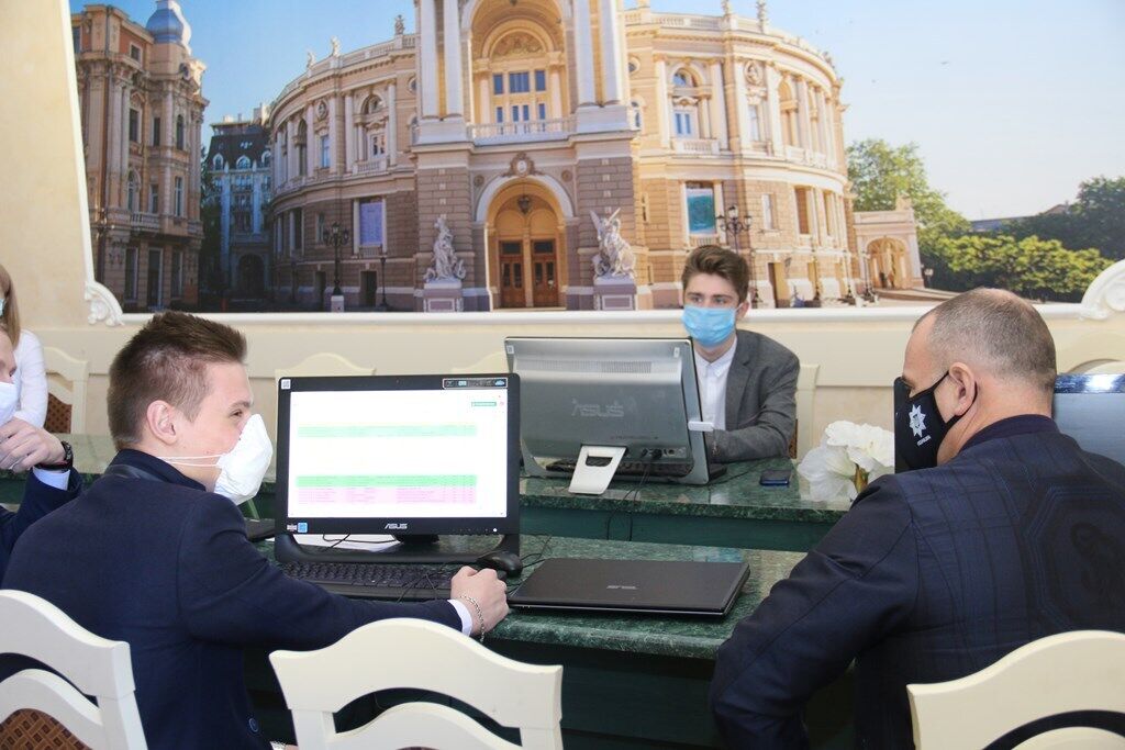 Центр добрих справ університету відвідав очільник поліції Одещини