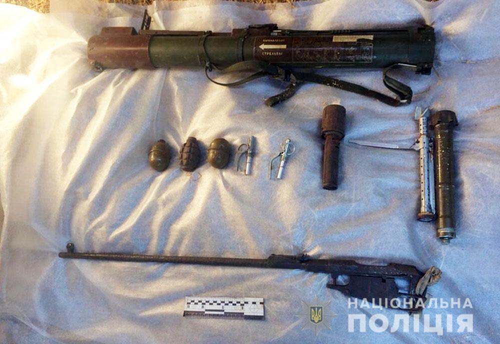 У Дружківці та поблизу Маріуполя правоохоронці вилучили боєприпаси