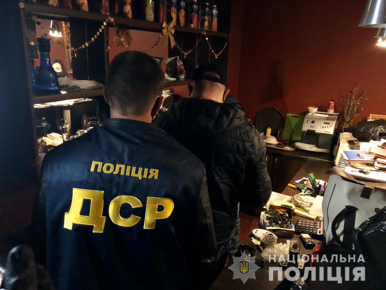 Поліцейські Херсонщини припинили діяльність мережі підпільних ігрових закладів з комп’ютерною технікою на 10 мільйонів гривень