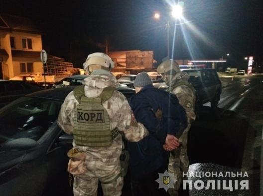 На Закарпатті поліція завершила розслідування  відносно членів міжрегіонального злочинного наркоугруповання