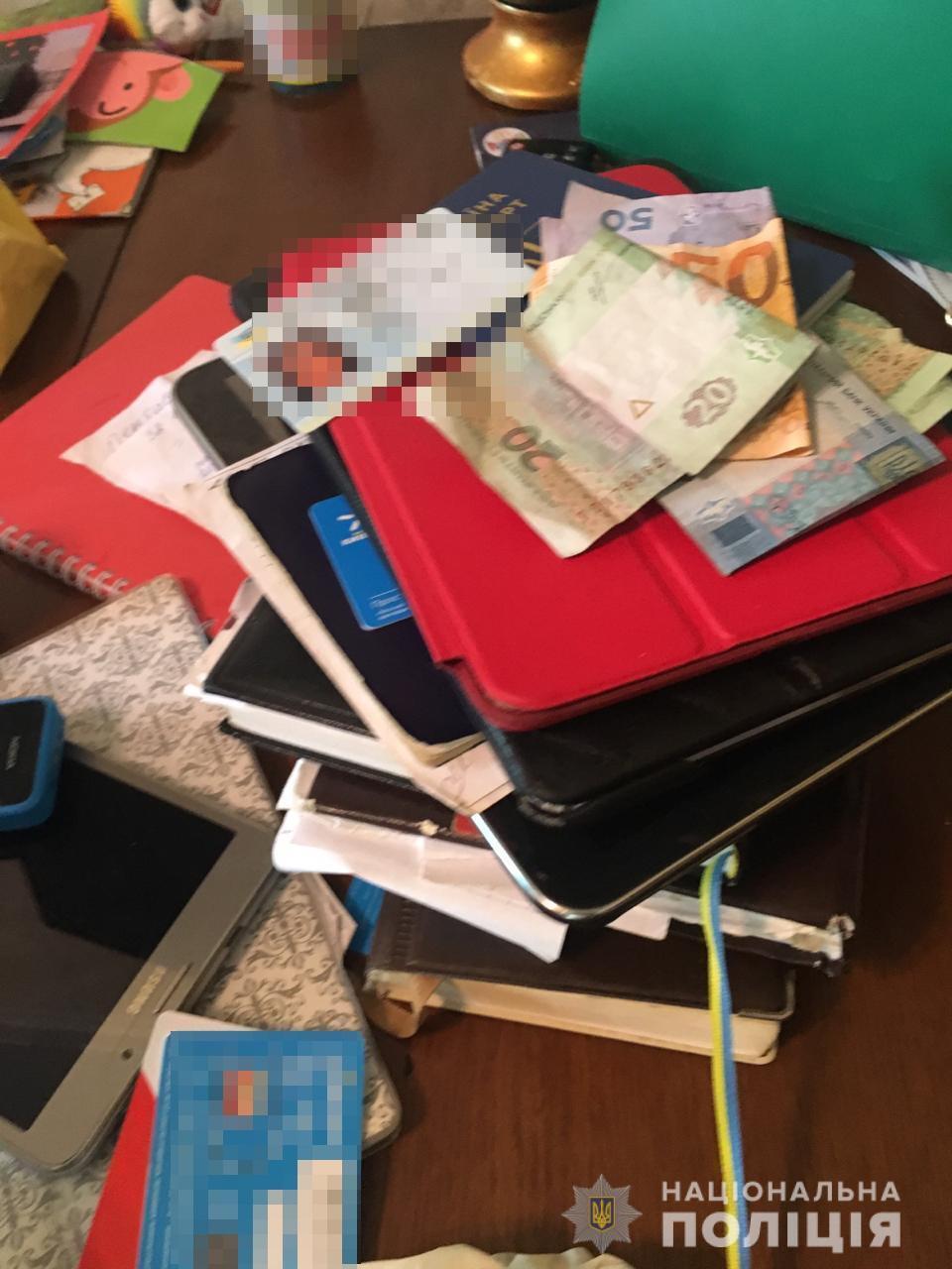 На Чернігівщині учасники злочинного угруповання постануть перед судом за постачання та продаж наркотиків у СІЗО
