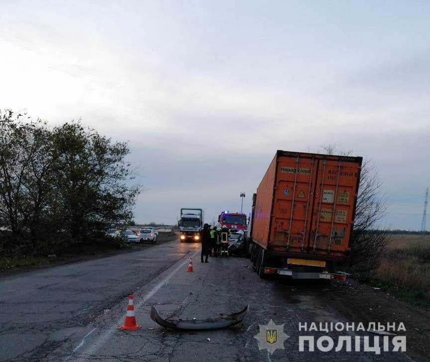 Правоохоронці розслідують обставини смертельної ДТП в Суворовському районі Одеси