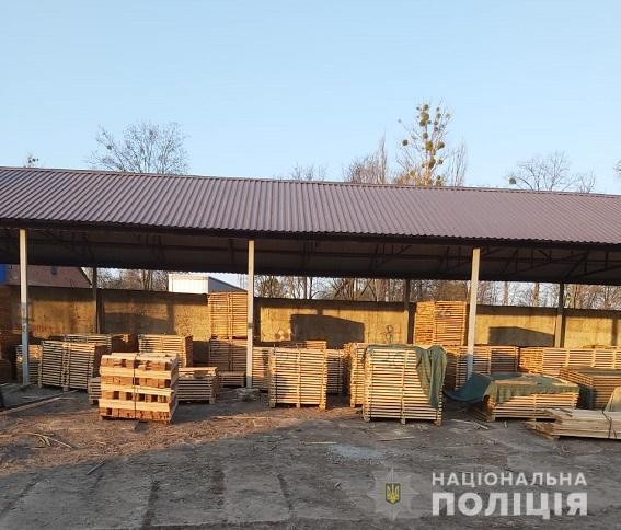 На Харківщині внутрішня безпека поліції викрила групу «чорних» лісорубів (ВІДЕО БУДЕ ДОДАНО)