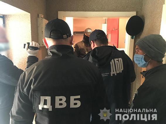 У Закарпатській області внутрішня безпека поліції затримала поліцейського на одержані хабаря