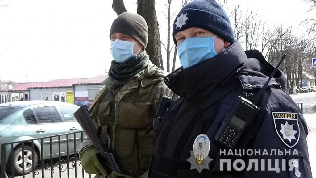 На Донеччині поліцейські склали 207 адмінпротоколів за порушення правил карантину