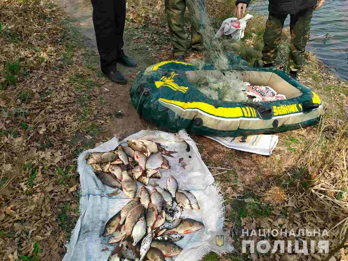 На Полтавщині минулої доби поліція спільно з рибоохоронними патрулями вилучила у браконьєрів понад 100 кілограмів риби&nbsp;