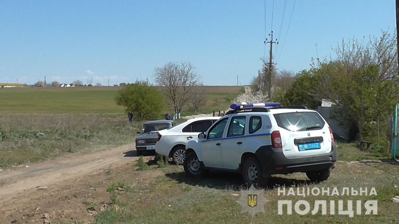 Поліцейські затримали чоловіка, який влаштував вибух у дворі жителя Білгород-Дністровського району