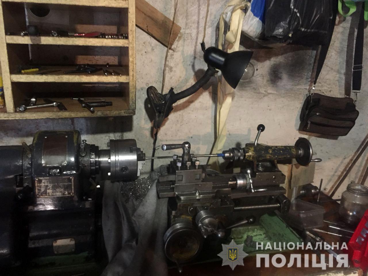 Слідчі Нацполіції скерували до суду обвинувальний акт щодо організатора злочинної групи збувачів нелегальної зброї