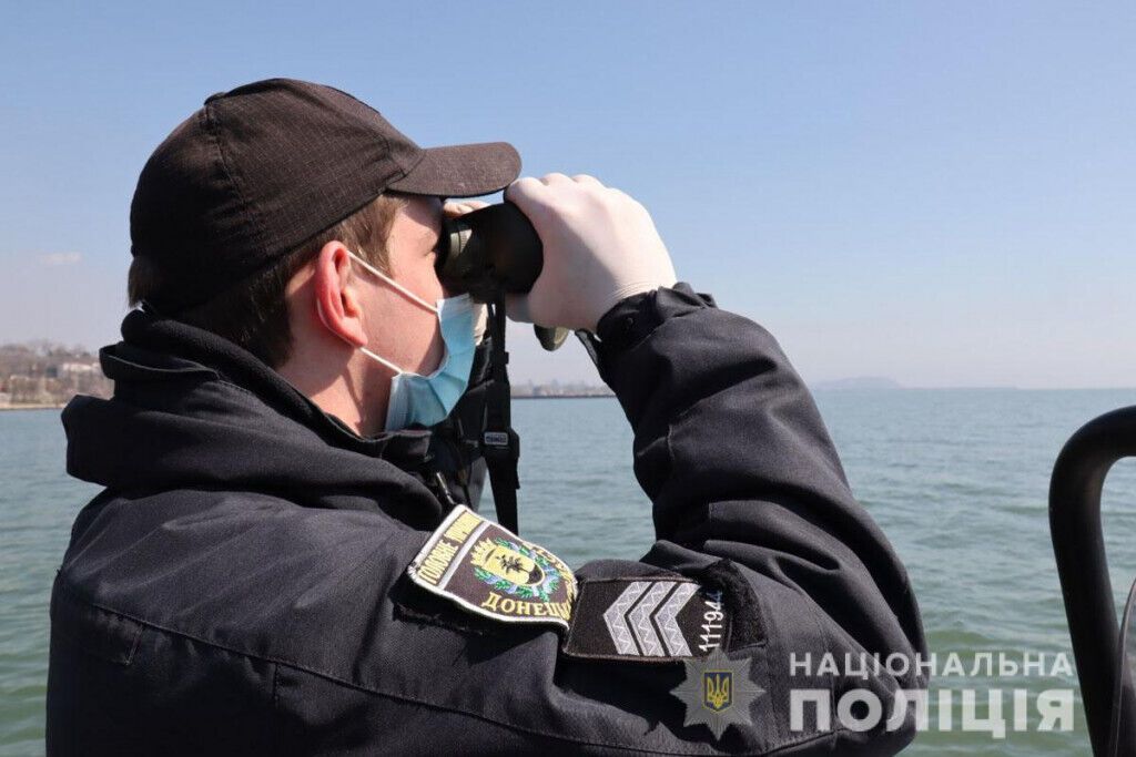 Поліцейські Донеччини проводять масштабну профілактичну кампанію у зв’язку з посиленням карантинних заходів